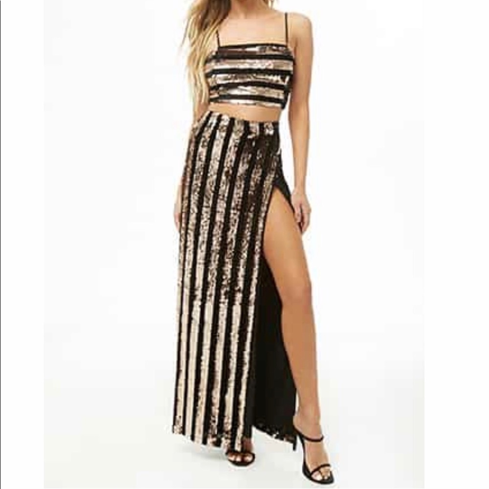 Sequin striped velvet crop top and skirt set